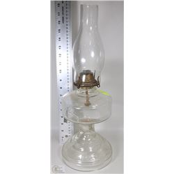 ESTATE GLASS OIL LAMP
