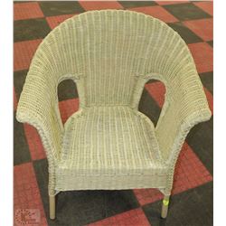 WICKER ARM CHAIR