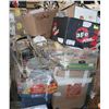 Image 1 : PALLET OF KITCHEN SMALL APPLIANCES AND ACCESSORIES