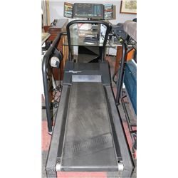 STAR TRAC HEAVY DUTY TREADMILL