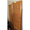 Image 1 : WOODEN 3 PANEL ROOM DIVIDER