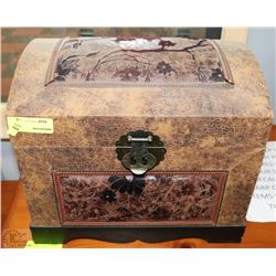DECORATIVE TREASURE CHEST