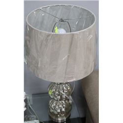 SHOWHOME LAMP ON CHOICE: ANTIQUED GLASS