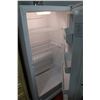 Image 3 : FRIDGIDAIRE 17CU FT UPRIGHT FREEZER
