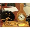 Image 1 : VINTAGE BOWLING THEMED ELECTRIC CLOCK