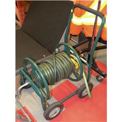 PORTABLE HOSE RAIL WITH HOSE