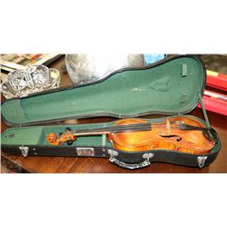 VINTAGE JACOB STAINER IN ABFAN VIOLIN IN CASE