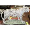 Image 1 : LARGE WHITE SIBERIAN TIGER ON WOOD