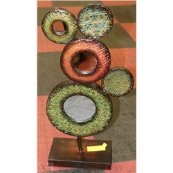 METAL DECORATIVE STAND W/MIRRORS