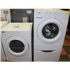 Image 1 : WHIRLPOOL FRONT LOAD WASHER WITH PEDESTAL DRAWER