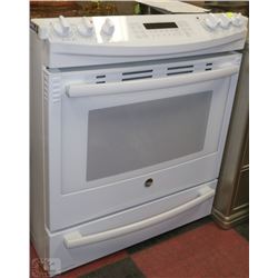 GE WHITE SLIDE IN CONVECTION OVEN