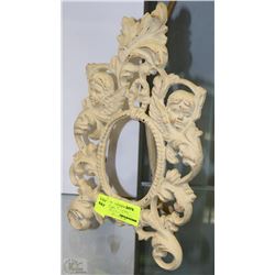 VINTAGE ESTATE CAST IRON CHERUB PICTURE FRAME