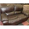 Image 1 : LEATHER DUAL RECLINING ELECTRIC LOVE SEAT