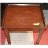 Image 1 : BROWN WOOD SIDE TABLE -
