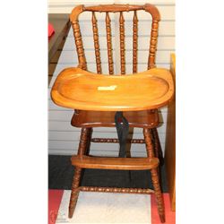 VINTAGE SOLID WOOD CHILDRENS HIGH CHAIR