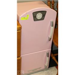 KID CRAFT FRIDGE STORAGE SHELF