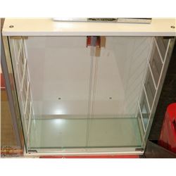 SET OF 2 COUNTERTOP GLASS STORE DISPLAYS