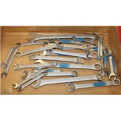 FLAT OF METRIC WRENCHES
