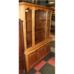 VINTAGE ESTATE WOOD ONE PIECE HUTCH