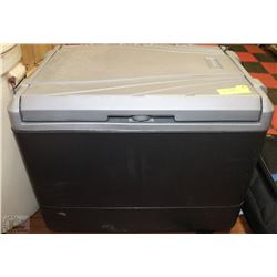 COLEMAN 12V/110 COOLER