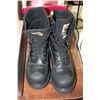 Image 1 : SIZE 9EE  STEEL TOE BOOTS CSA