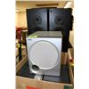 Image 1 : LOT OF SPEAKERS AND SUBWOFFERS INCL 2 PROLINEAR