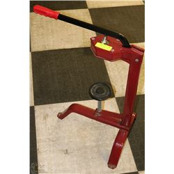 HEAVY DUTY FLOOR STANDING WINE BOTTLE CORKER
