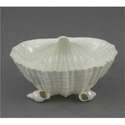 A Neptune pattern bowl, on shell feet, 5.5in wide, black mark, 1863-90     £50/70...