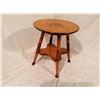 Image 1 : SMALL 2-TIER MAPLE OCCASIONAL TABLE