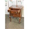 Image 2 : VINTAGE QUEEN ANNE NIGHTSTAND