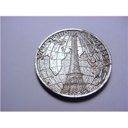 EIFFEL TOWER MEDAL