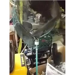 LARGE FISHING NET AND BOX OF MISC