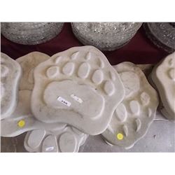 CONCRETE PAW - BEAR PAW