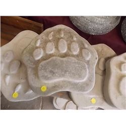 CONCRETE PAW - BEAR PAW