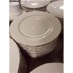 CATERING - PLATES - 12 PER LOT