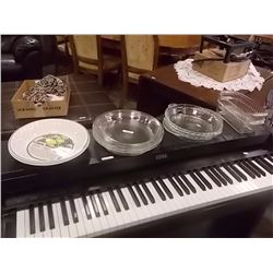 LOT OF PYREX AND OTHER DISHWARE