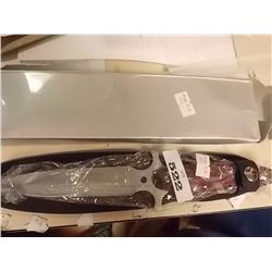 NEW FOLDING KNIFE