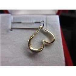 NECKLACE PENDANT - 3 ROUND FACETTED DIAMONDS IN 10K YELLOW GOLD HEART DESIGNED SETTING - RETAIL ESTI