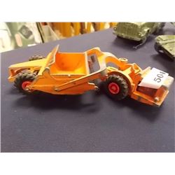 VINTAGE DIECAST - ALLIS - CHALMNERS NOTER SCRAPER MATCH BOOK SERIES - KNIG SIZE