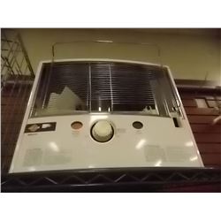 KEROSENE HEATER - RAIDIANT HEATER