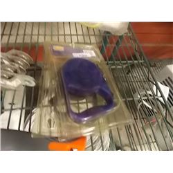 NEW RETRACTABLE DOG LEASH - 2 PER LOT - SMALL DOG