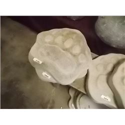 CONCRETE PAW - BEAR PAW