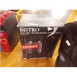 BODIUM BISTRO ELECTIC WATER KETTLE - 37OZ - RETAIL ESTIMATE $135