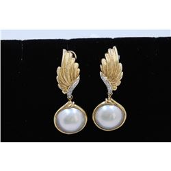 14K Y/G MABE PEARL AND DIAMOND EARRING/11.94 GRAMS/PEARL 15.00MM APPROX