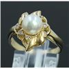 Image 3 : 14K Y/G PEARL AND DIAMOND RING/3.45 GRAMS/ROUND DIAMOND 0.03CT/PEARL 7.00MM