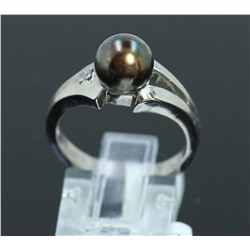14K W/G PEARL AND DIAMOND RING/3.90 GRAMS/ROUND DIAMOND 0.02CT/SOUTH SEA PEARL 7.80Mm