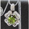 Image 2 : 14K WHITE GOLD PERIDOT PENDANT: 9.1G / Diamond: 1.18Ct / Peridot : 3.01Ct