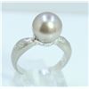 Image 1 : 14K W/G DIAMOND RING WITH PEARL/4.9 GRAMS/ROUND DIAMOND 0.06 CT/SOUTH SEA PEARL 10.4Mm