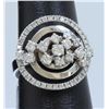 Image 2 : 14K WHITE GOLD RING: 9.68G / Diamond: 0.93Ct / Diamond: 0.1Ct