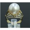 Image 1 : 18K Y/G DIAMOND RING WITH PEARL/9.40 GRAMS/ROUND DIAMOND 0.70CT/BAGUETTE DIAMOND 0.32CT/MD 0.11CT/PE